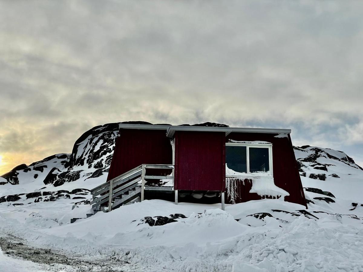 Inuk Hostels Nuuk Kültér fotó